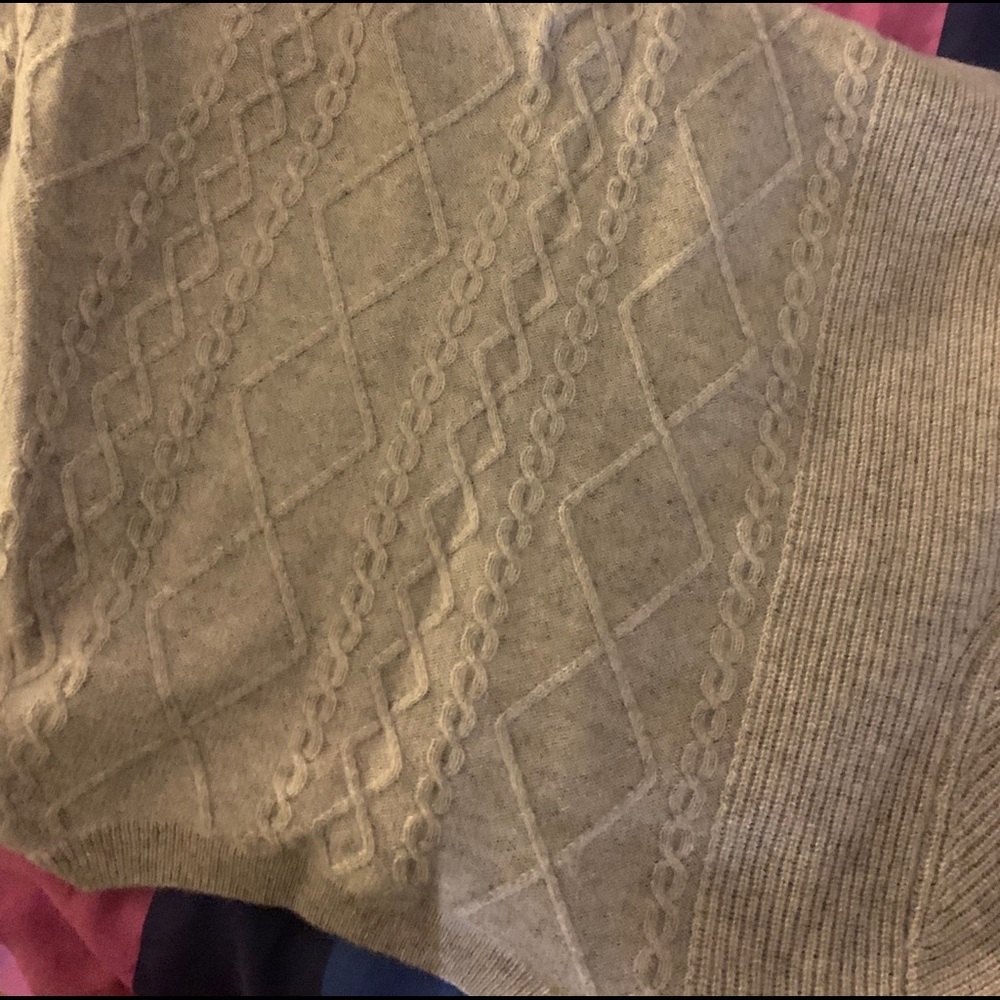 Cashmere Sweater - Picture 3 of 3